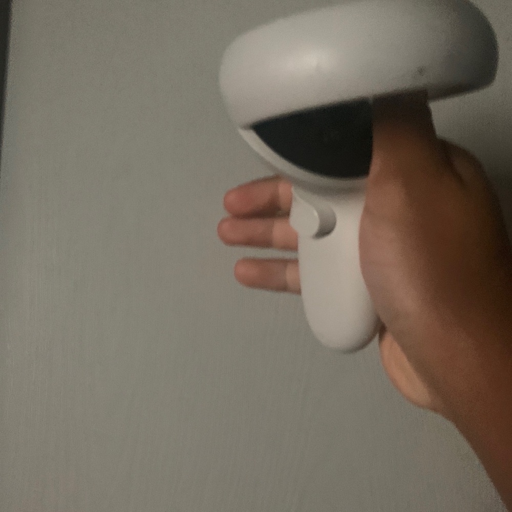 Oculus Quest used - Picture 3 of 5